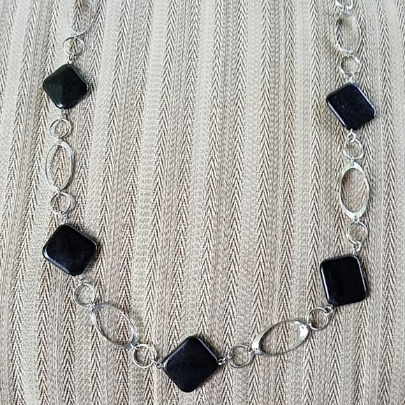 Necklace - Picture 2 of 4